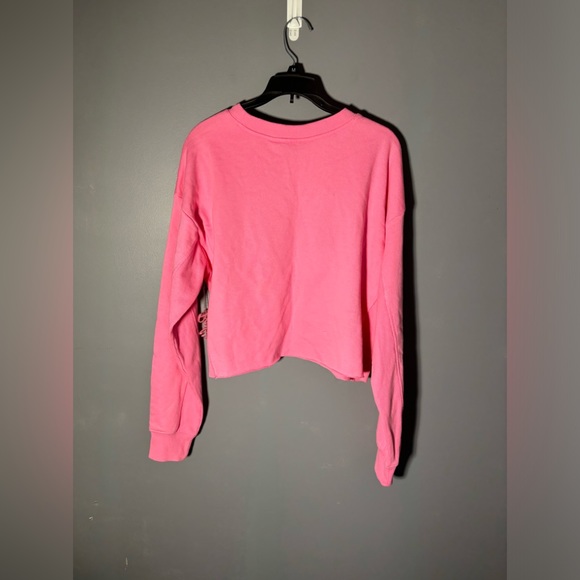 Barbie x Forever 21 Cropped Oversized Sweatshirt Size Large - Picture 2 of 4